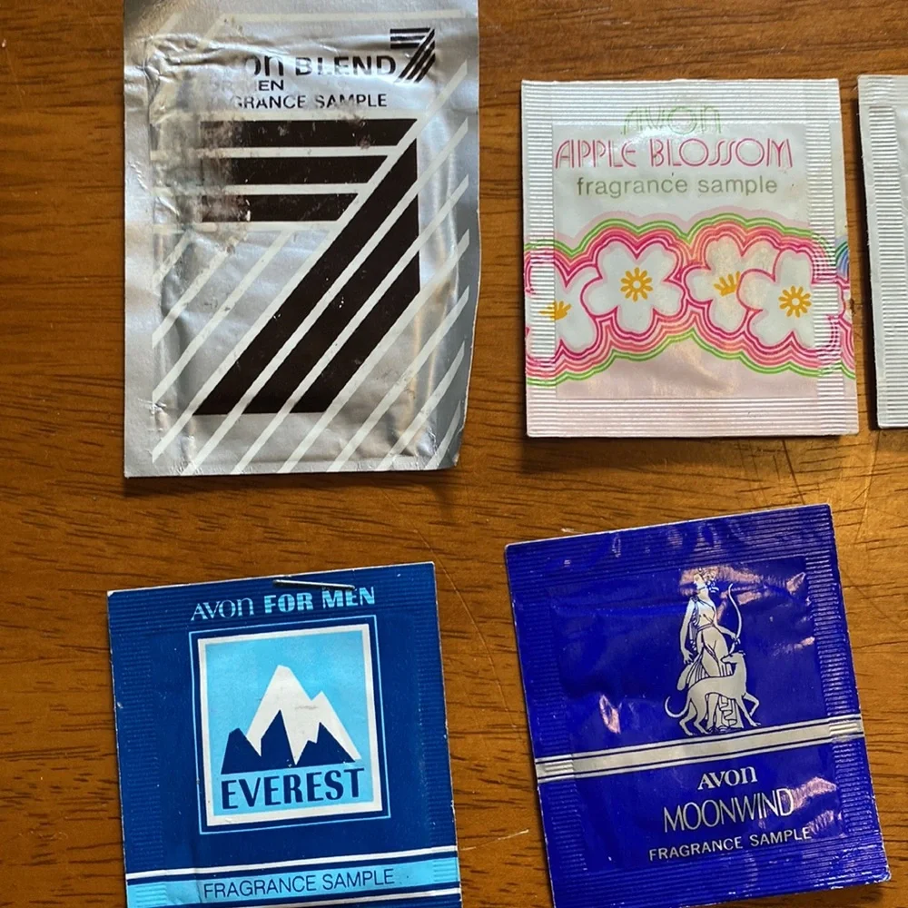 Avon 12 Vintage Samples